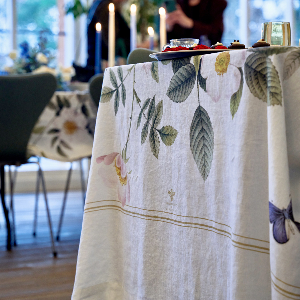 Nappe Jim Lyngvild, 350 cm - Blue Flower Garden - Image 5