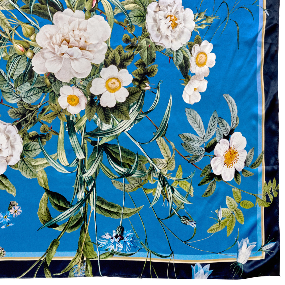 Jim Lyngvild silketørklæde, 100x100 - Blue Flower Garden - Billede 2