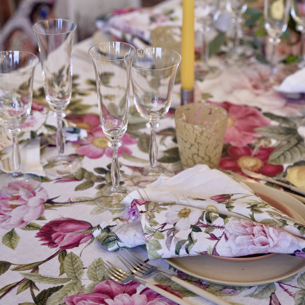 Nappe Jim Lyngvild, 220 cm — Jardin de roses - Image 4
