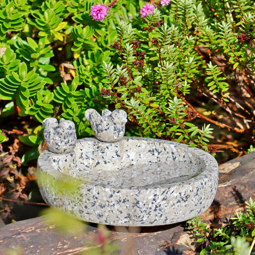 Wildlife World concrete bird bath - Image 3
