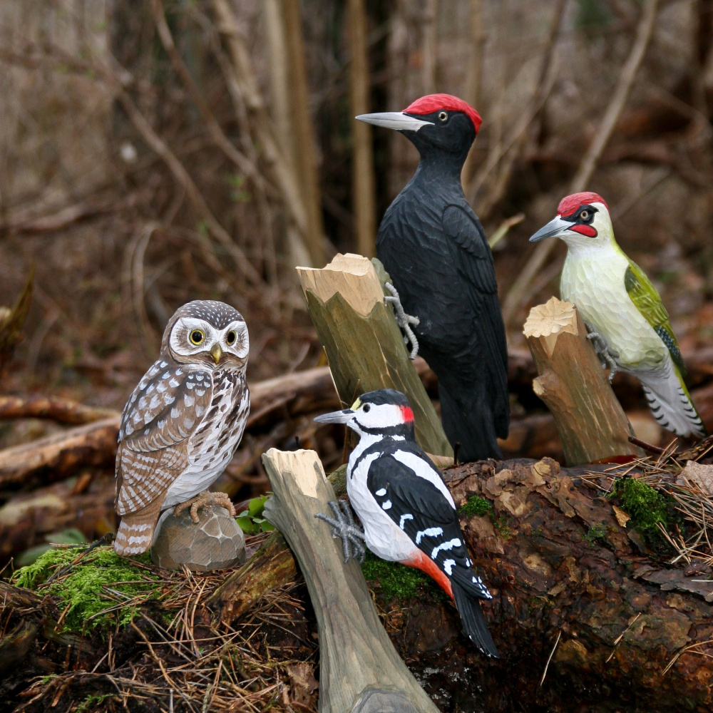 Wildlife Garden wooden bird - European green woodpecker - Image 4