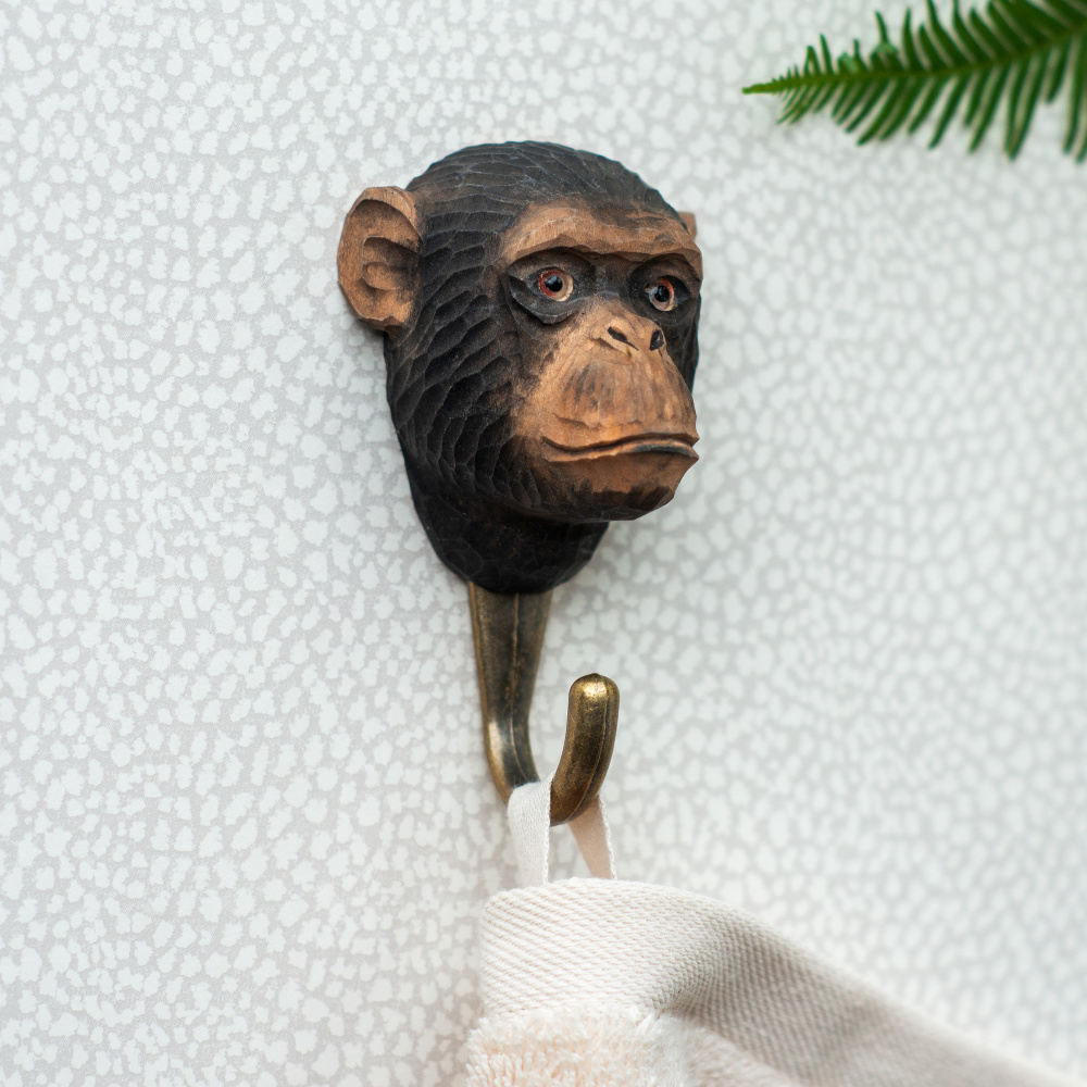 Wildlife Garden hook - chimpanzee - Image 3