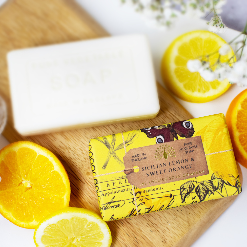 English Soap Co. savon pour les mains - citron et orange - Image 2