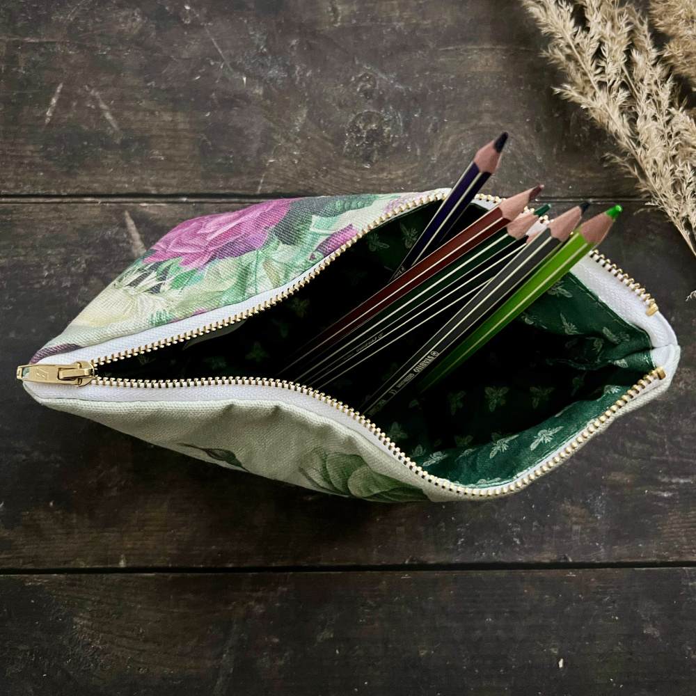 Trousse de maquillage Jim Lyngvild avec fond - Blossom Garden - Image 3