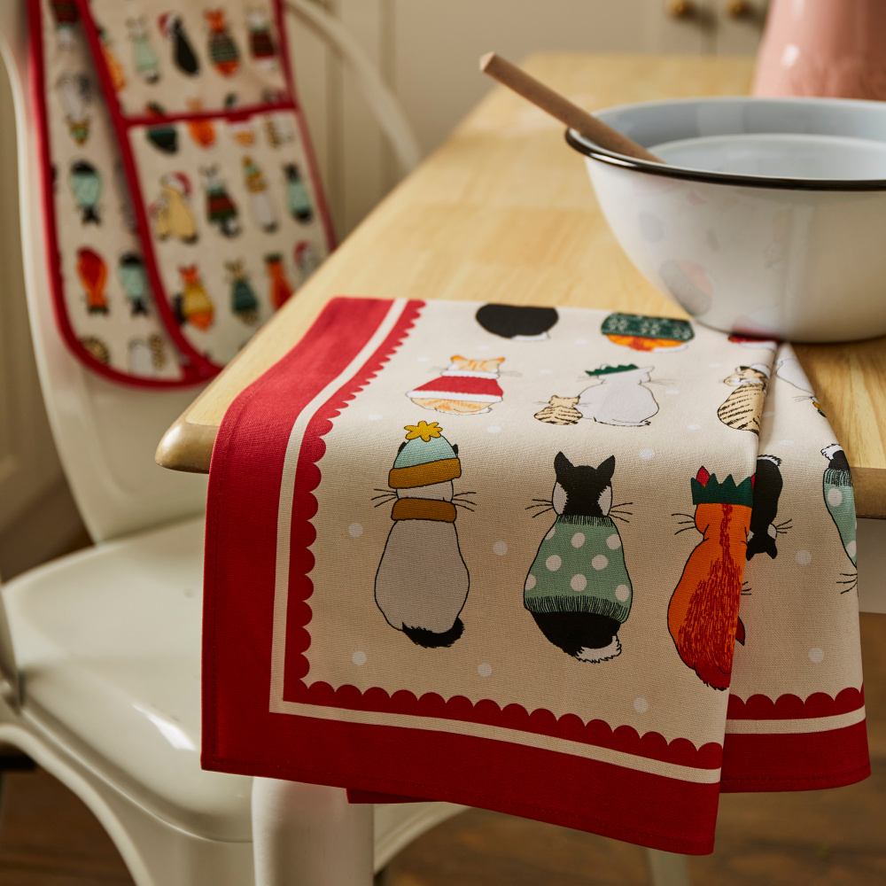 Ulster Weavers tea towel - Christmas Cats - Image 2