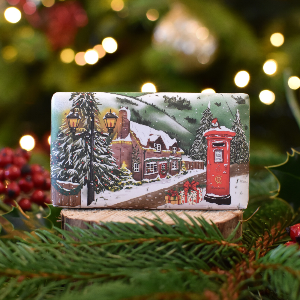 English Soap Co. — savon pour les mains : paysage hivernal - Image 2