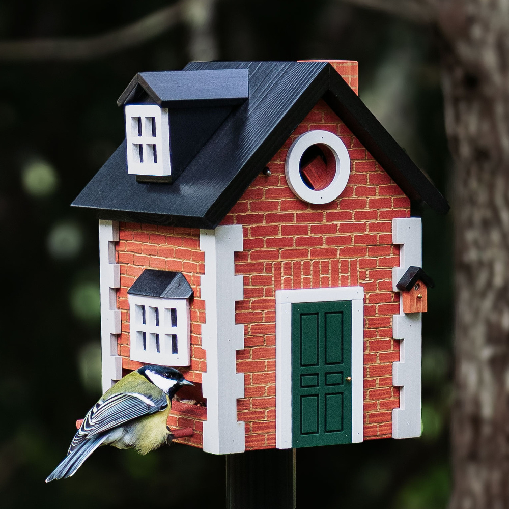 Wildlife Garden Birdhouse and Bird Feeder - Brick - Image 4