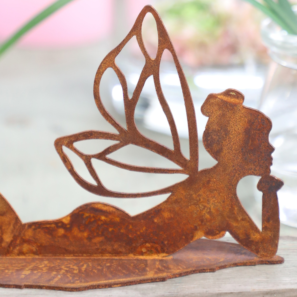 Dana's iron figurine - Fairy lying on a leaf - Image 5
