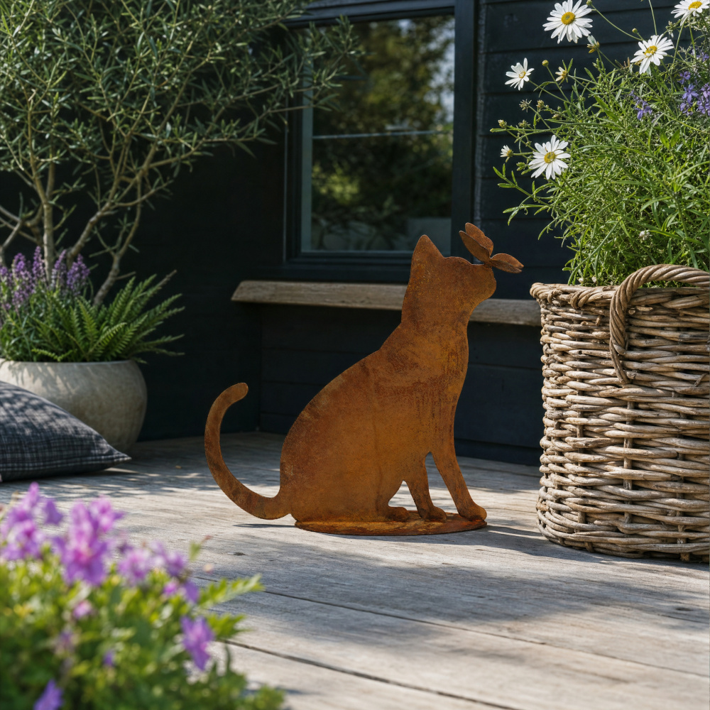 Dana's iron figure - Cat with a butterfly on its nose - Image 3