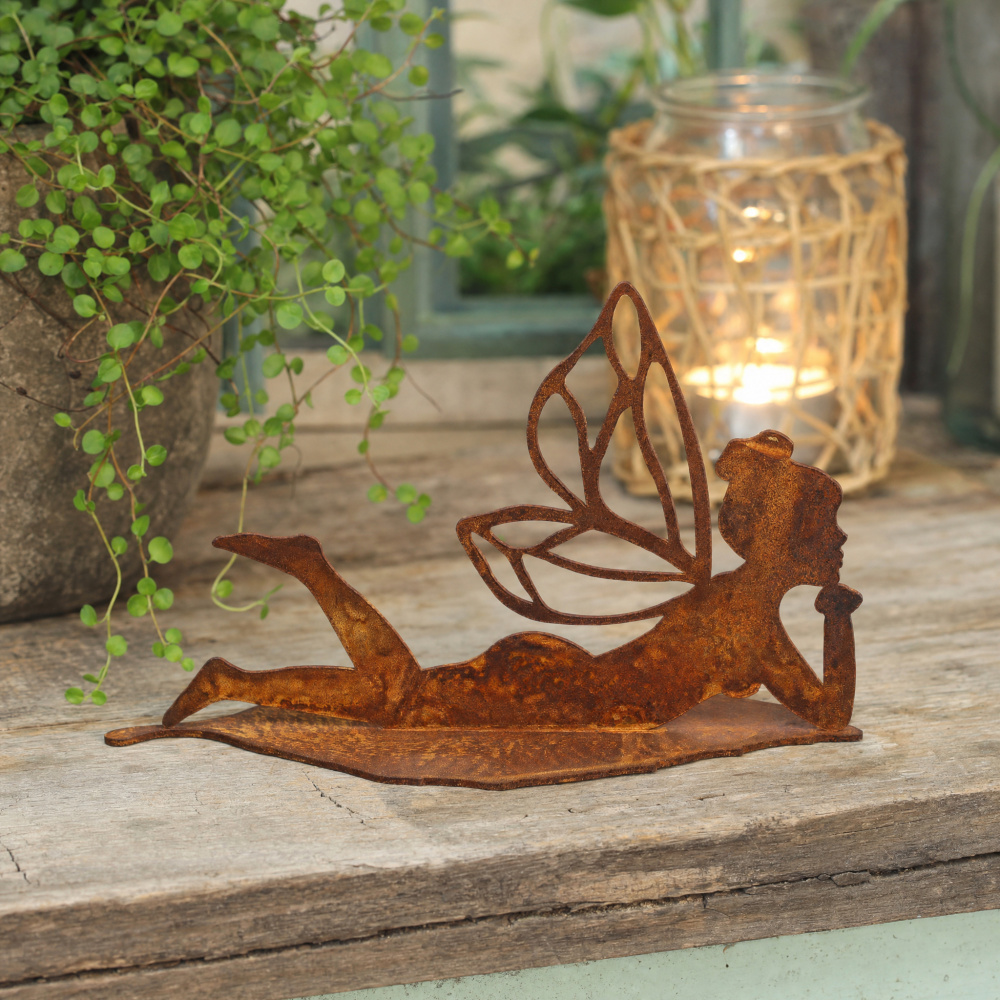 Dana's iron figurine - Fairy lying on a leaf - Image 2