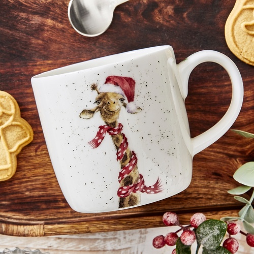 Wrendale mug - Christmas giraffe