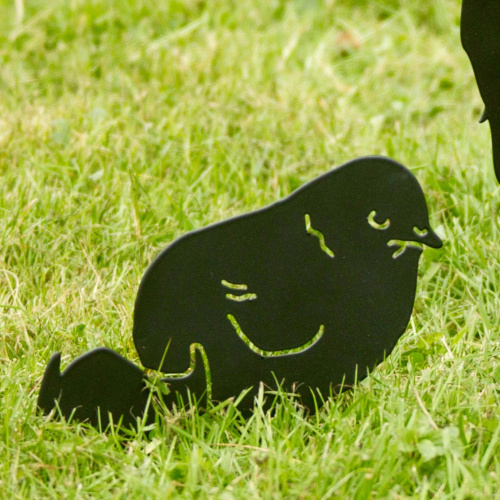 Wildlife Garden silhouette animale - poussin avec œuf