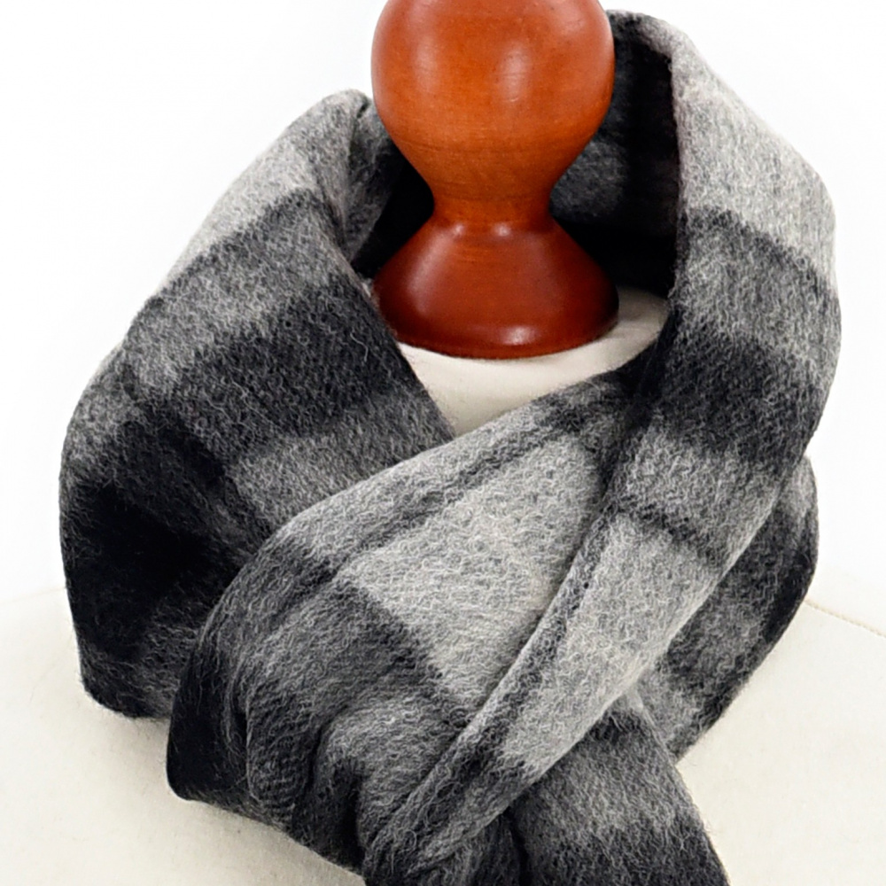 Tweedmill sjaal van lamswol - Grey Buchanan - Afbeelding 2
