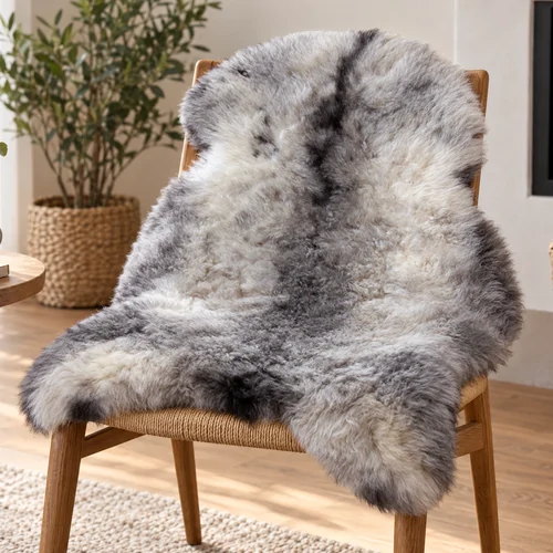 Peau d’agneau islandaise SoftSheep - Grise, poils courts